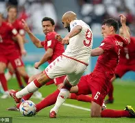 比赛全程紧张刺激,球员们的斗志让人动容了 比赛全程紧张刺激,球员们的斗志让人动容了