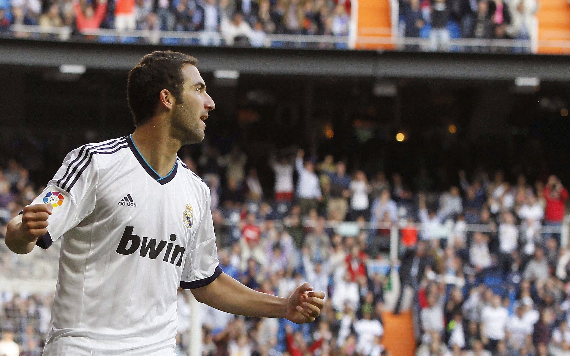 金泉后防失误费尔南德斯破门