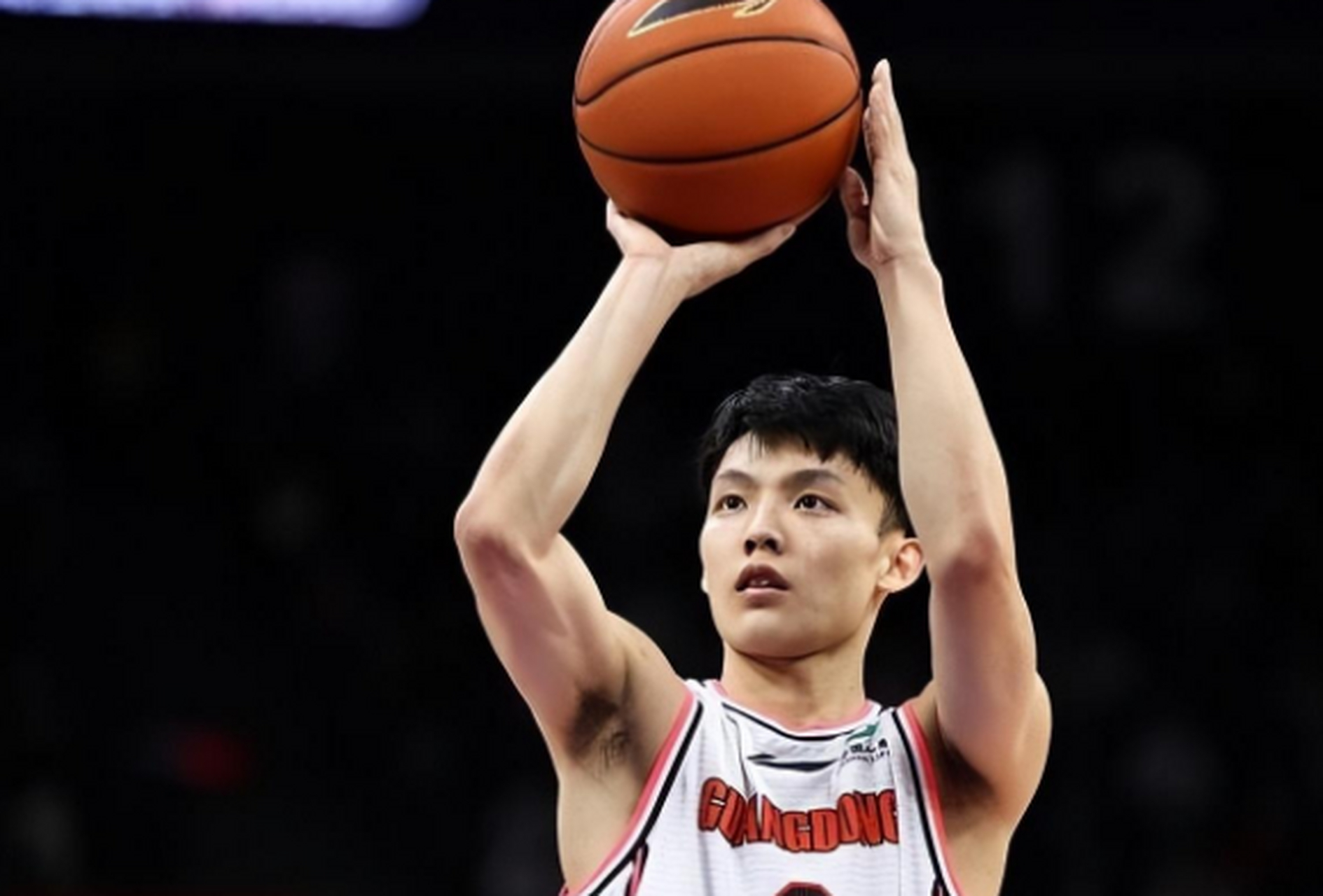 广东宏远赢了几场