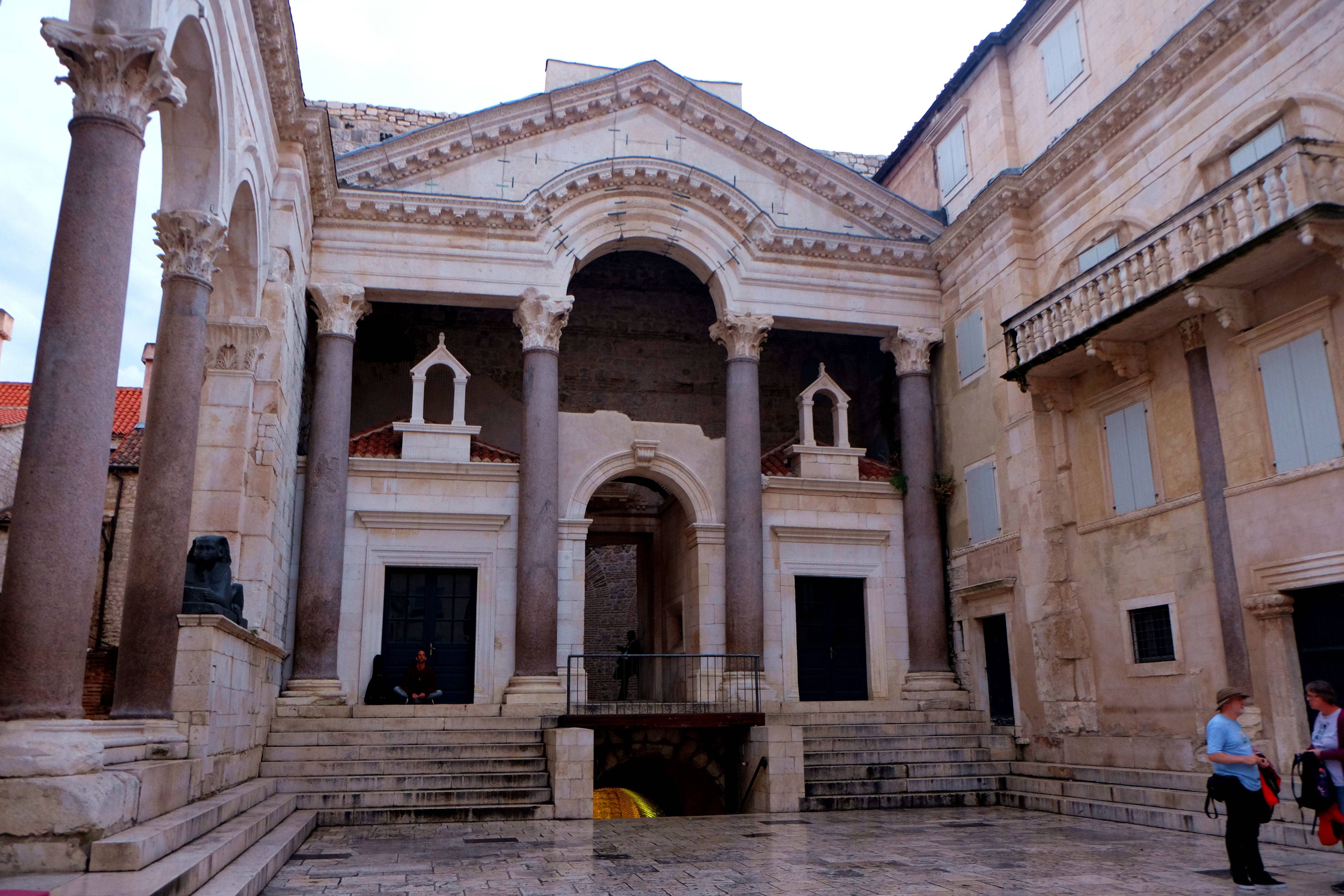 博彩-波黑vs黑山足球